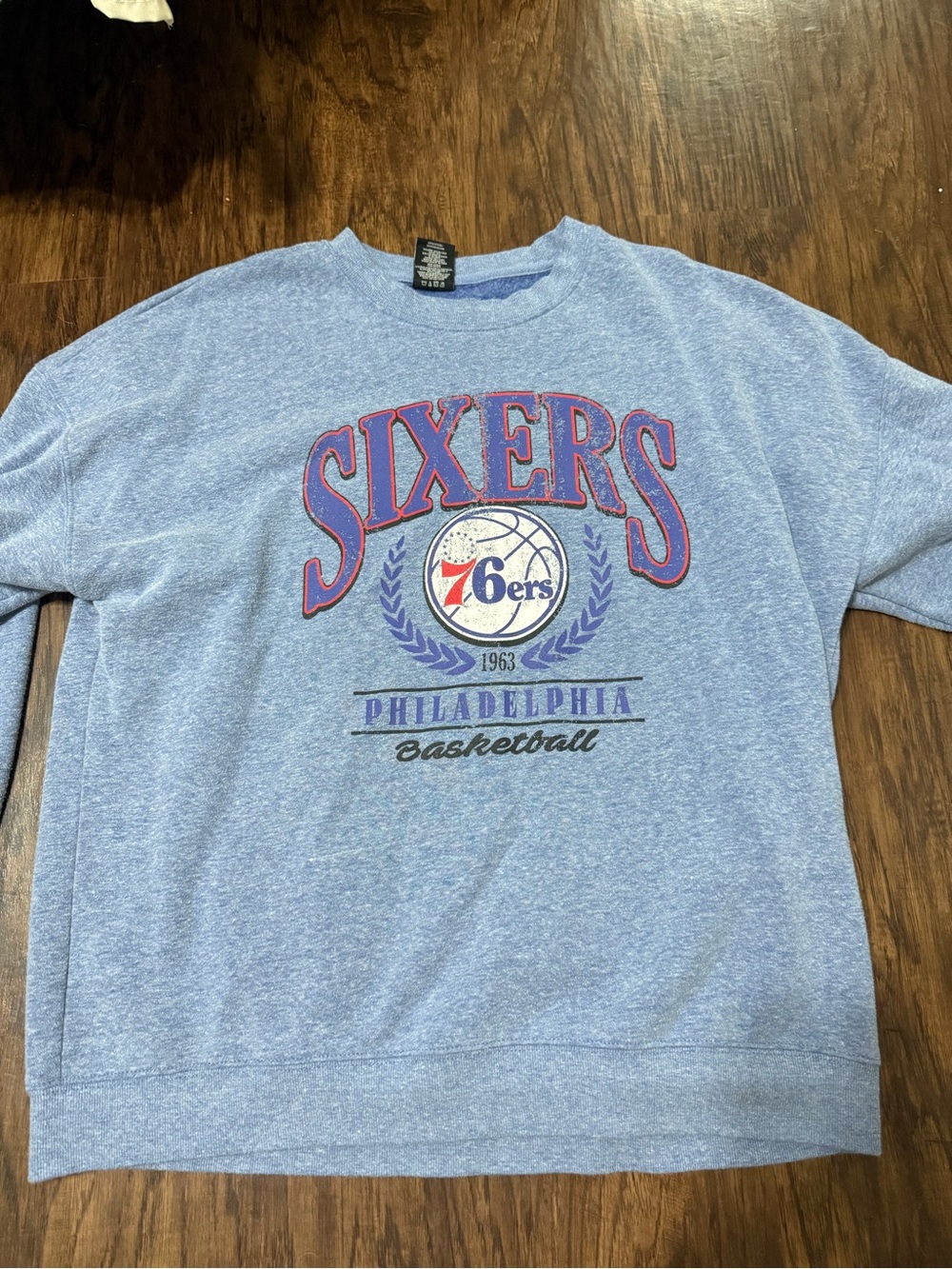Sixers sweatshirt